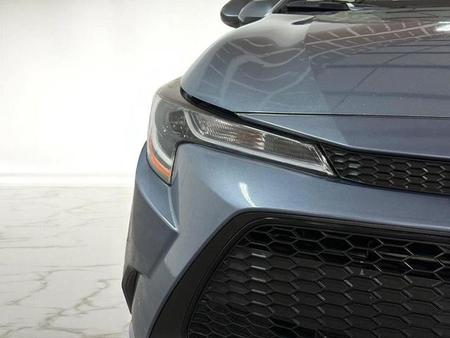 Photo of 2020 Classic Silver Metallic Toyota Corolla