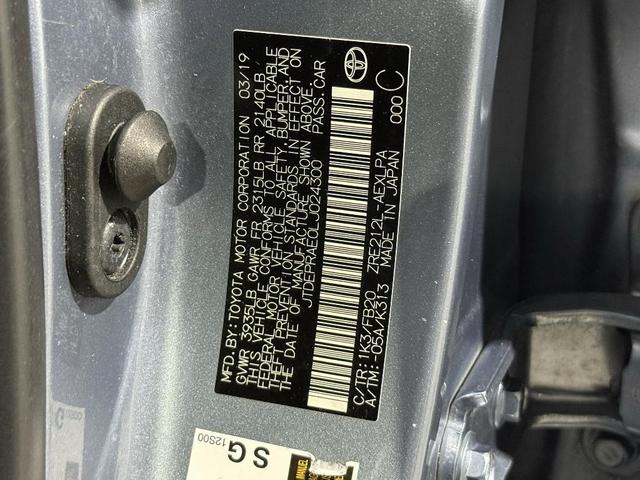 Photo of 2020 Classic Silver Metallic Toyota Corolla