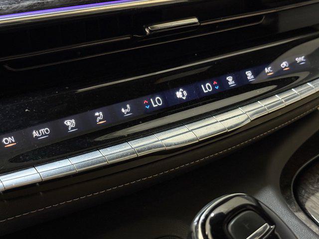 Photo of 2023 Crystal White Tricoat Cadillac Escalade