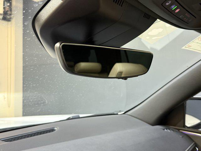 Photo of 2023 Crystal White Tricoat Cadillac Escalade