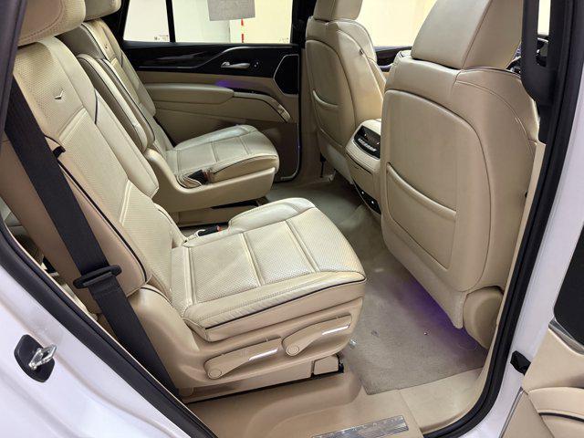 Photo of 2023 Crystal White Tricoat Cadillac Escalade