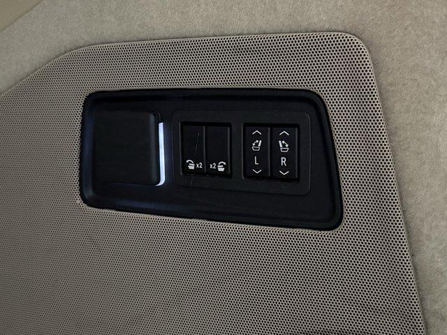 Photo of 2023 Crystal White Tricoat Cadillac Escalade