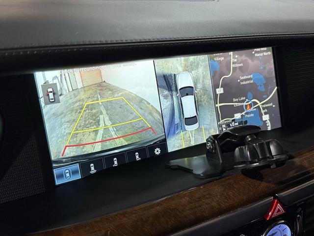 Photo of 2018 Victoria Black Genesis G90
