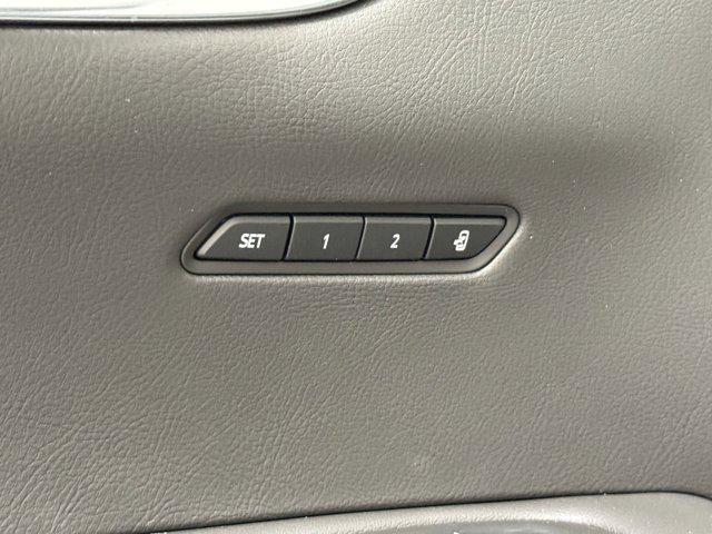Photo of 2025 Emerald Lake Metallic Cadillac XT6