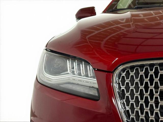 Photo of 2017 Black Velvet Lincoln MKZ