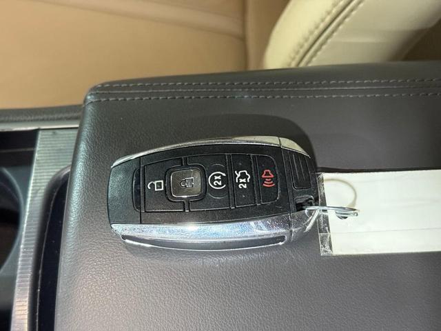 Photo of 2017 Black Velvet Lincoln MKZ