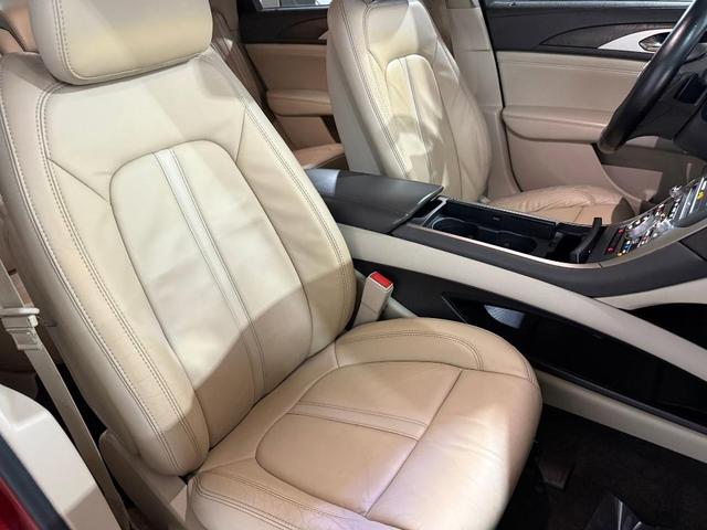 Photo of 2017 Black Velvet Lincoln MKZ