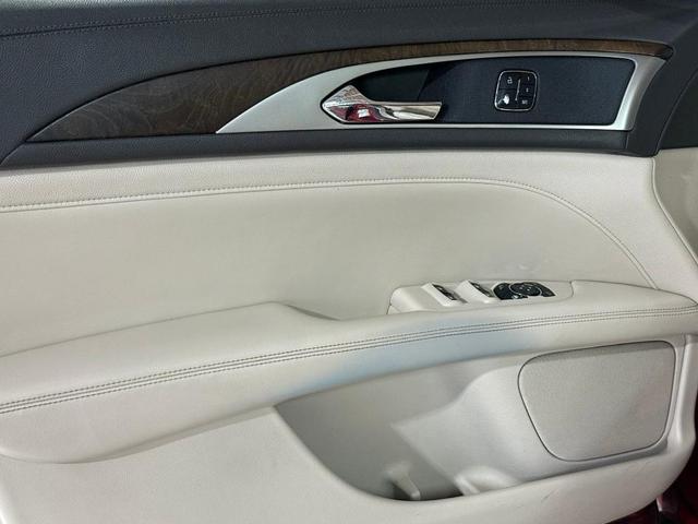 Photo of 2017 Black Velvet Lincoln MKZ