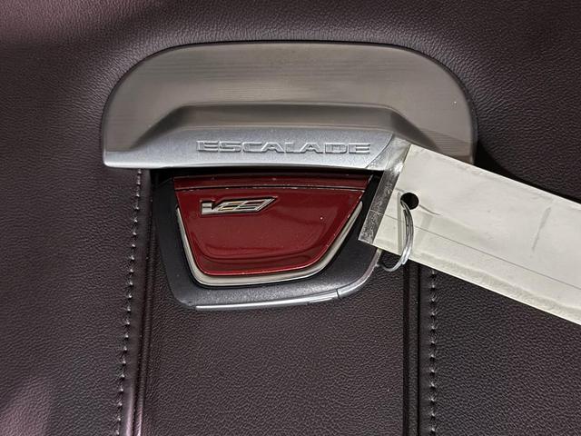 Photo of 2023 Crystal White Tricoat Cadillac Escalade