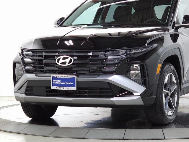 Photo of 2025 Phantom Black Hyundai TUCSON