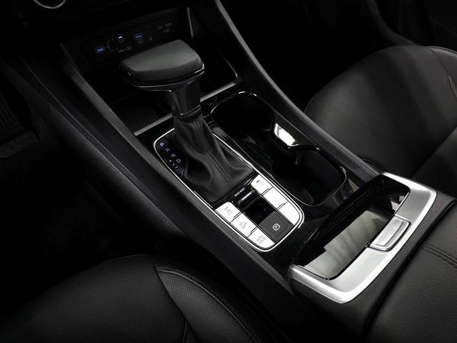 Photo of 2025 Phantom Black Hyundai TUCSON