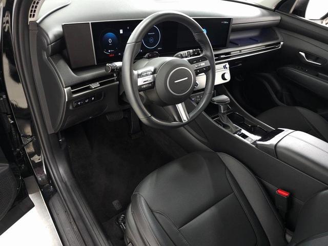 Photo of 2025 Phantom Black Hyundai TUCSON