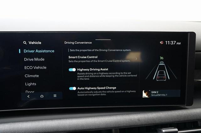 Photo of 2025 Ash Black Hyundai TUCSON Hybrid