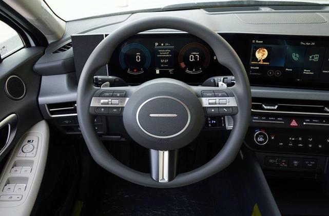 Photo of 2025 White Hyundai SONATA
