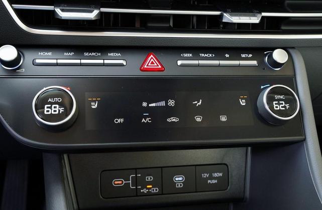 Photo of 2025 White Hyundai SONATA