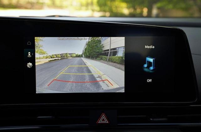 Photo of 2025 Gray Hyundai ELANTRA HEV