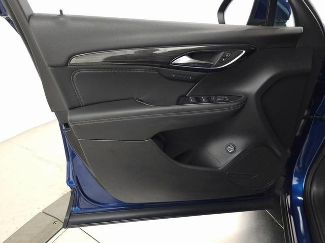 Photo of 2023 Sapphire Metallic Buick Envision