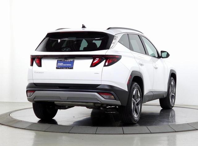 Photo of 2025 Serenity White Pearl Hyundai TUCSON
