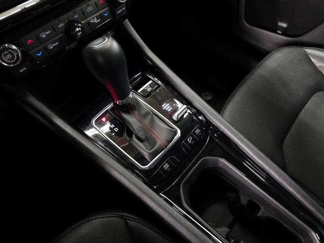 Photo of 2022 Sting Gray Clearcoat Jeep Compass