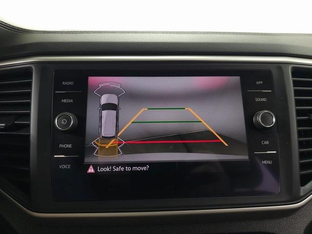 Photo of 2021 Pure White Volkswagen Atlas