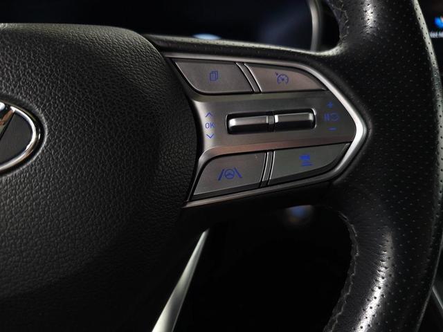 Photo of 2023 Shimmering Silver Pearl Hyundai SANTA FE