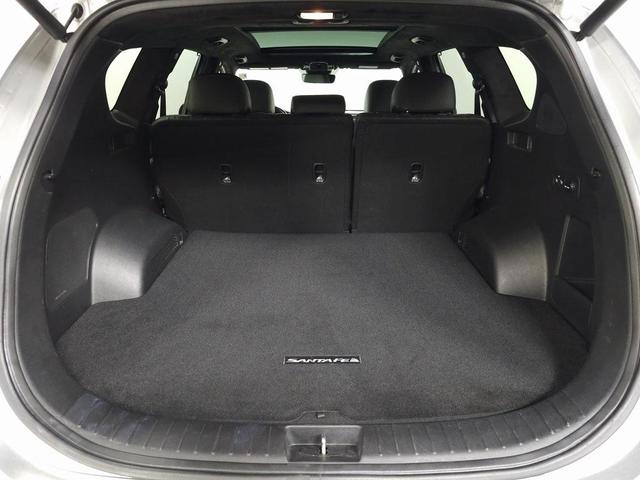 Photo of 2023 Shimmering Silver Pearl Hyundai SANTA FE