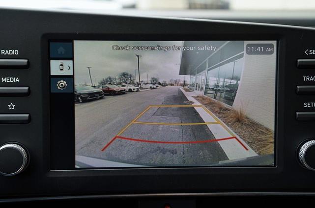 Photo of 2025 Gray Hyundai ELANTRA HEV