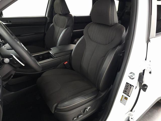 Photo of 2025 Hyper White Hyundai PALISADE