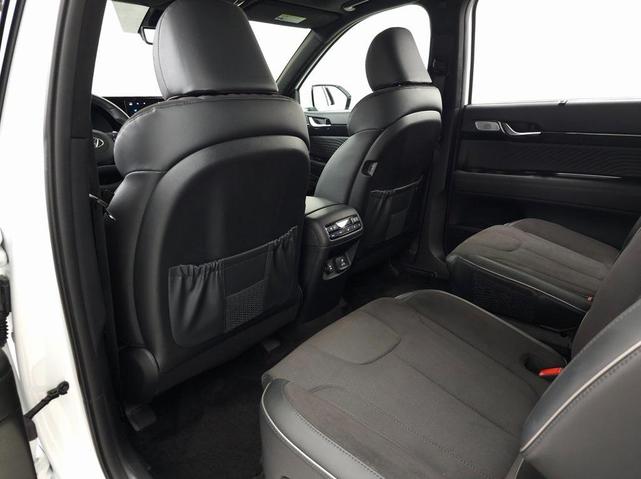 Photo of 2025 Hyper White Hyundai PALISADE