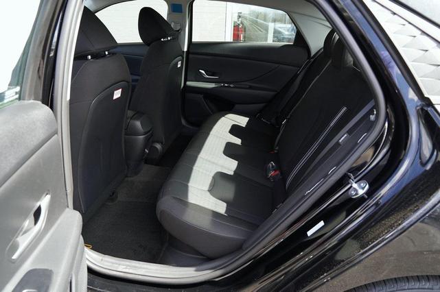 Photo of 2025 Black Hyundai ELANTRA HEV