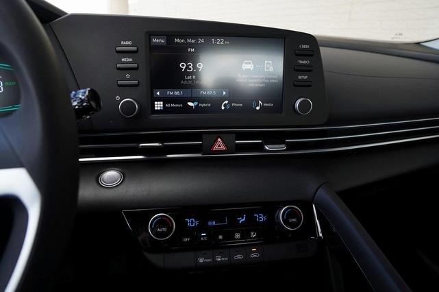Photo of 2025 Black Hyundai ELANTRA HEV