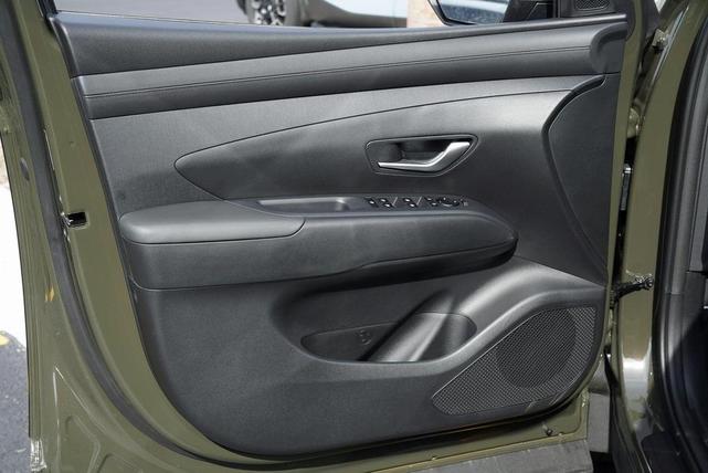 Photo of 2025 Green Hyundai TUCSON