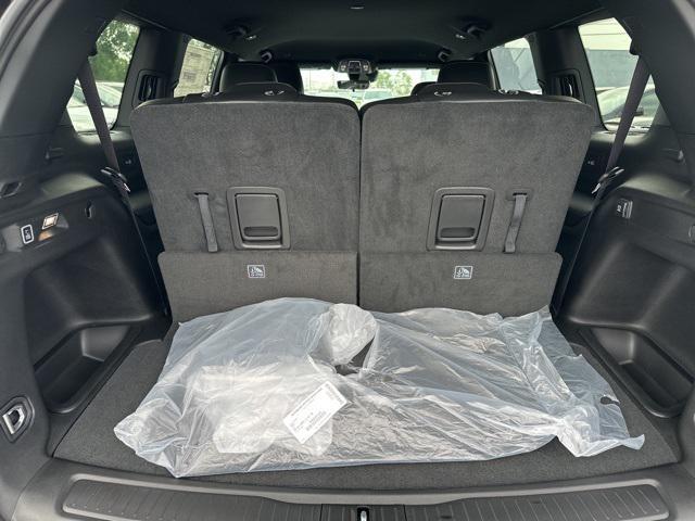 Photo of 2025 Baltic Gray Metallic Clearcoat Jeep Grand Cherokee L