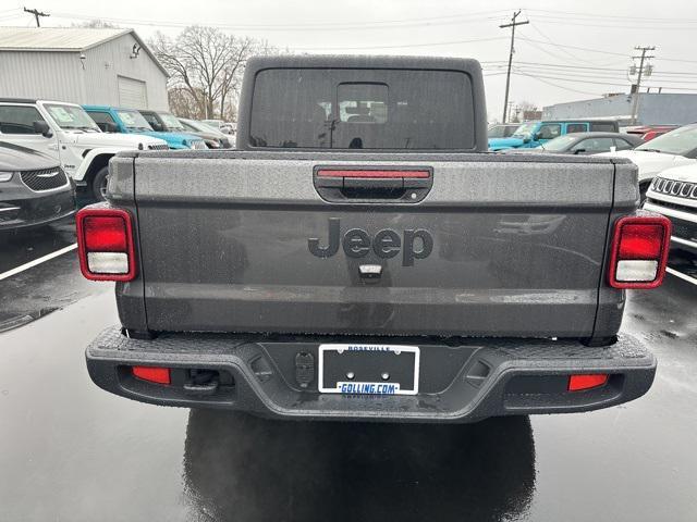Photo of 2023 Granite Crystal Metallic Clearcoat Jeep Gladiator