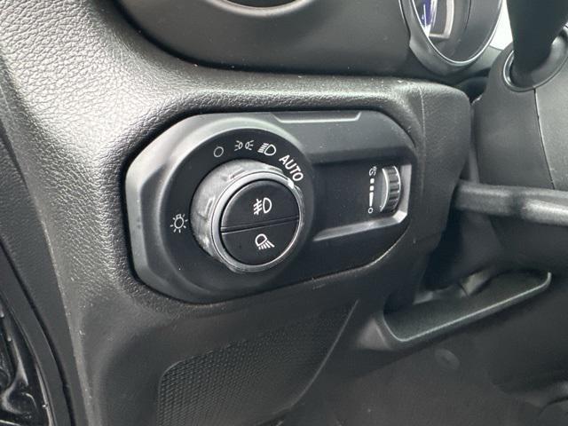 Photo of 2023 Granite Crystal Metallic Clearcoat Jeep Gladiator