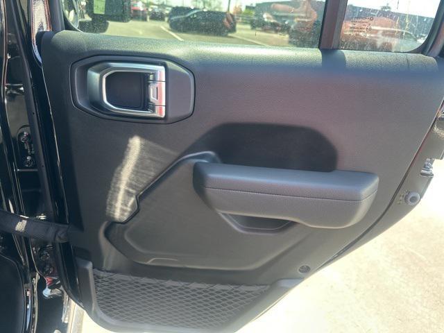 Photo of 2025 Black Clearcoat Jeep Wrangler 4xe