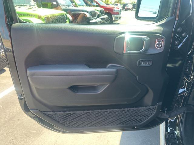 Photo of 2025 Black Clearcoat Jeep Wrangler 4xe