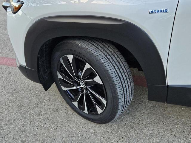 Photo of 2025 wind chill pearl Mazda CX-5