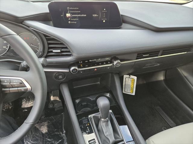 Photo of 2025 Platinum Quartz Metallic Mazda Mazda3