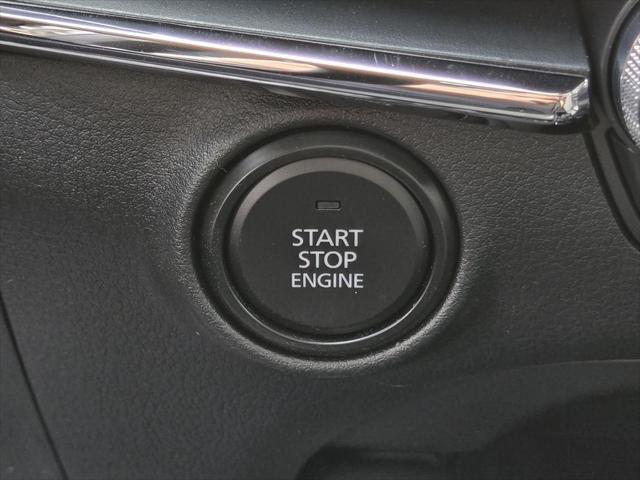 Photo of 2025 Platinum Quartz Metallic Mazda Mazda3
