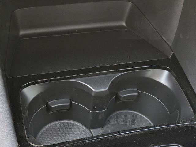 Photo of 2025 Platinum Quartz Metallic Mazda Mazda3