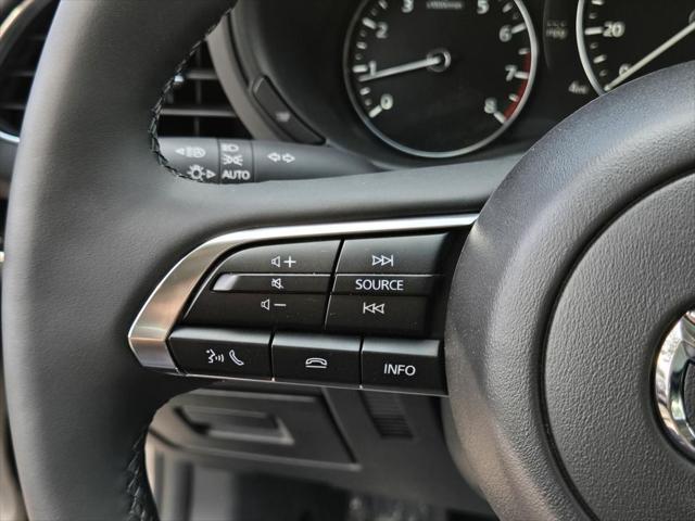 Photo of 2025 Platinum Quartz Metallic Mazda Mazda3