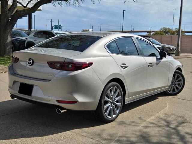 Photo of 2025 Platinum Quartz Metallic Mazda Mazda3