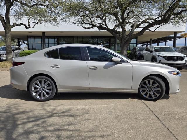 Photo of 2025 Platinum Quartz Metallic Mazda Mazda3