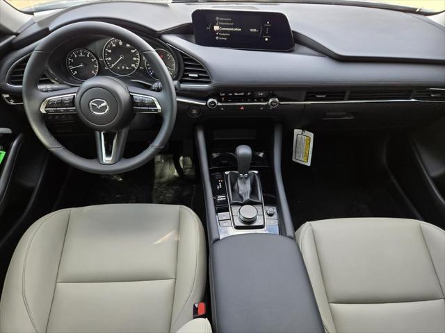 Photo of 2025 Platinum Quartz Metallic Mazda Mazda3
