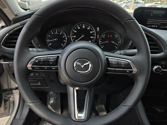 Photo of 2025 Platinum Quartz Metallic Mazda Mazda3