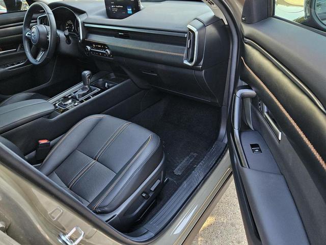 Photo of 2025 Zircon Sand Metallic Mazda CX-50