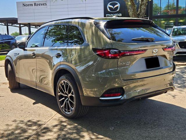 Photo of 2025 Zircon Sand Metallic Mazda CX-70 PHEV