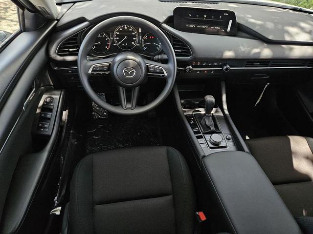 Photo of 2025 Snowflake White Pearl Mica Mazda Mazda3