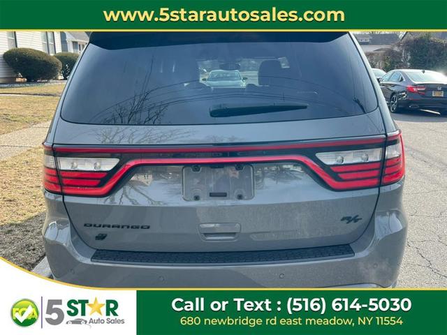 Photo of 2022 Destroyer Gray Clearcoat Dodge Durango